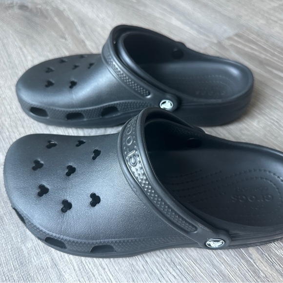 Crocs Disney - Picture 3 of 3